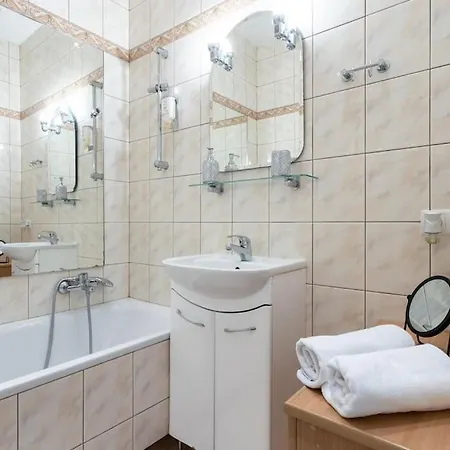 Close-urban Chic - Two Bedrooms - Center&nowy Swiat Warschau
